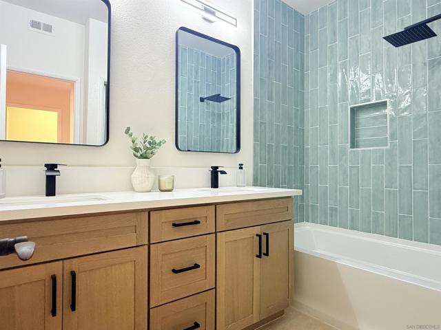 17070 Calle Trevino, San Diego CA: https://media.crmls.org/mediaz/f41c6357-ae09-464a-a0e8-0a6006835b9d.jpg