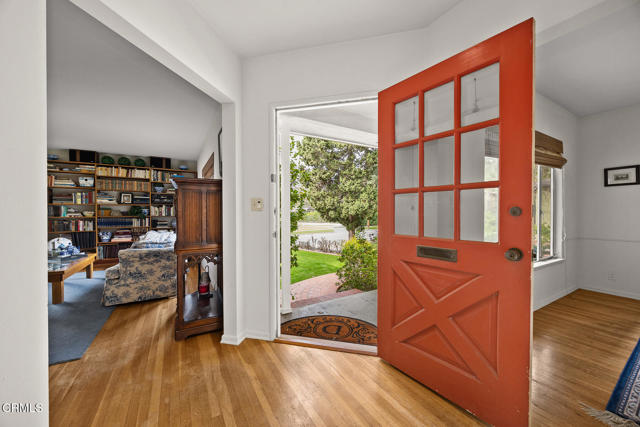 Detail Gallery Image 3 of 47 For 710 S Grand Ave, Pasadena,  CA 91105 - 4 Beds | 3 Baths