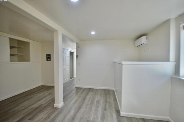 4544 Thornton Ave, Fremont CA: https://media.crmls.org/mediaz/f41faaf9-029f-4368-92c7-91a107cb0939.jpg