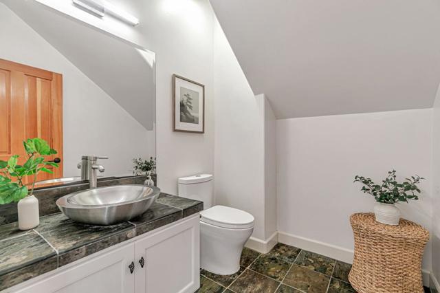 18 Ridgecrest Lane, Scotts Valley CA: https://media.crmls.org/mediaz/f422b241-24fb-461f-a1d4-cc356ce98d6c.jpg