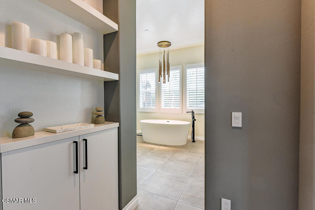 MLS #225003489 img 1