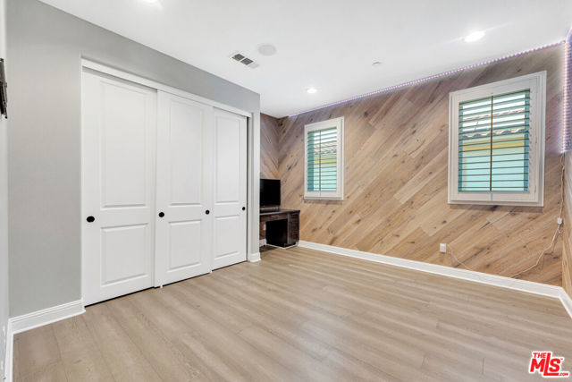 11945 Mirabel Way, Porter Ranch CA: https://media.crmls.org/mediaz/f422f3e9-4d7e-44a5-8694-cd05a9b9624c.jpg