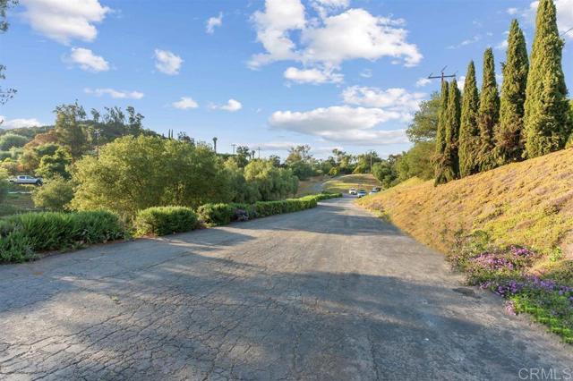 Detail Gallery Image 31 of 32 For 13311 Hillstar Ln, Valley Center,  CA 92082 - 3 Beds | 2 Baths