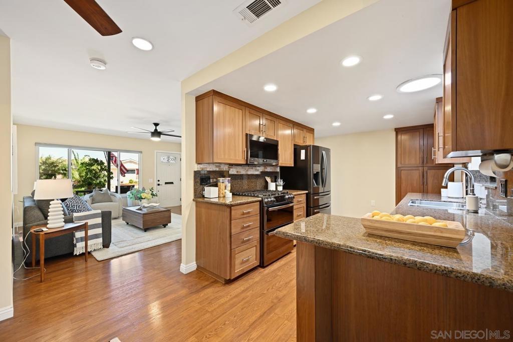 12061 Callado Rd - photo 8