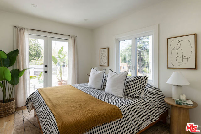 4876 Eldred Street, Los Angeles CA: https://media.crmls.org/mediaz/f424f63e-da30-4e21-84a0-64cbd7049b1a.jpg