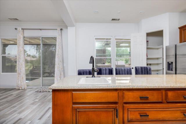Image 17 of 61 For 49645 Redford Way
