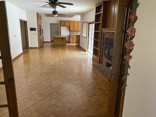 11 Foothill Lane, Pleasanton CA: https://media.crmls.org/mediaz/f4252073-58a4-4270-a7c8-df98c7a9de17.jpg