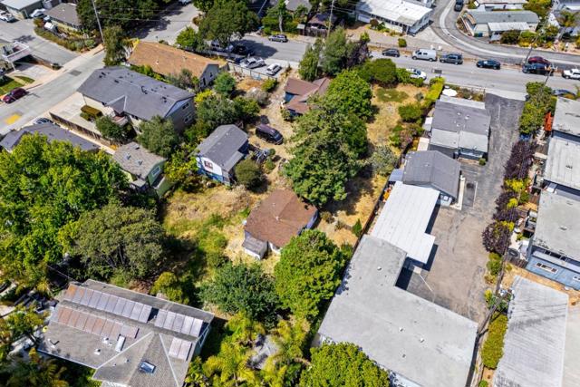 1430 Merrill Street, Santa Cruz CA: https://media.crmls.org/mediaz/f426e4f5-4670-4cd1-af71-220d05f19ee5.jpg