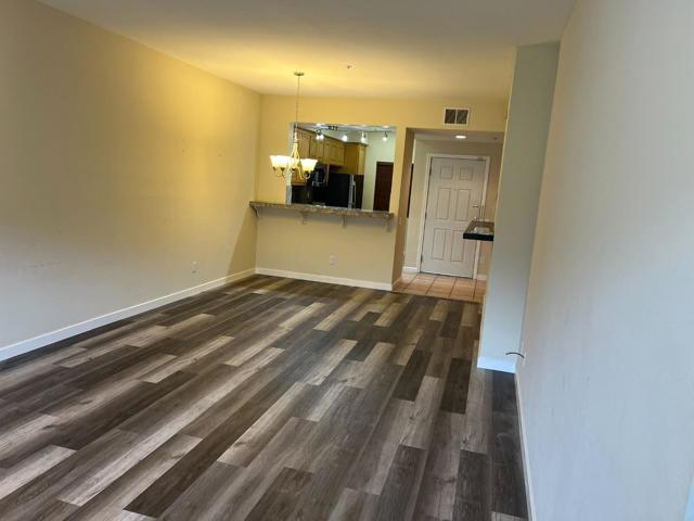 513 Callippe Court, Brisbane CA: https://media.crmls.org/mediaz/f4273a7b-591d-4e96-b50b-ac0d3806665d.jpg