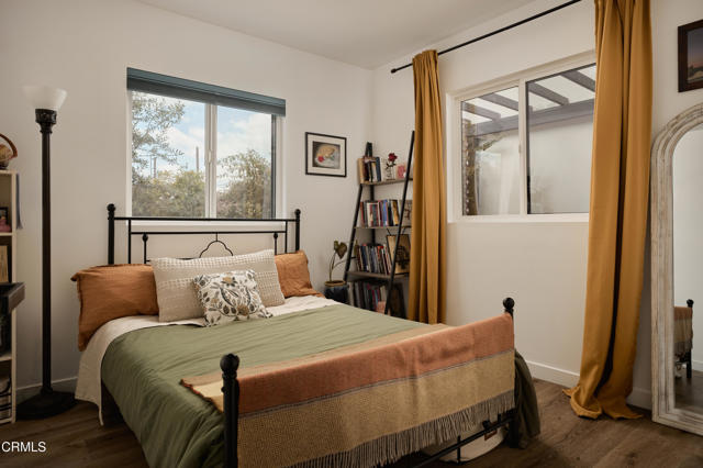 Detail Gallery Image 14 of 32 For 2819 Frederick St, Los Angeles,  CA 90065 - 3 Beds | 3 Baths