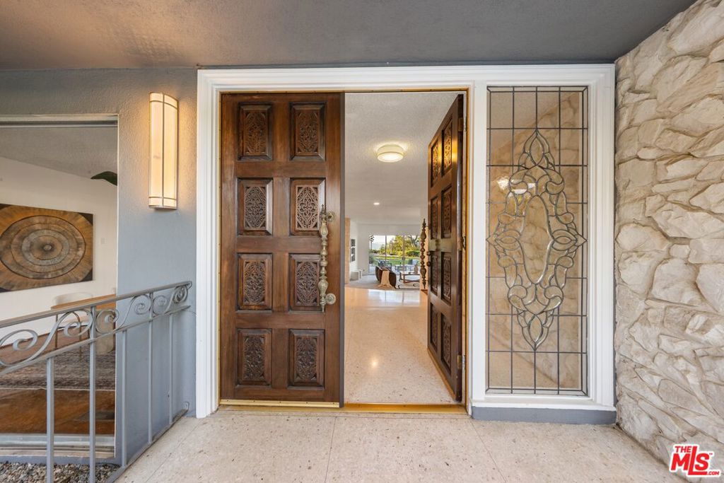 MLS #26858157 image #1