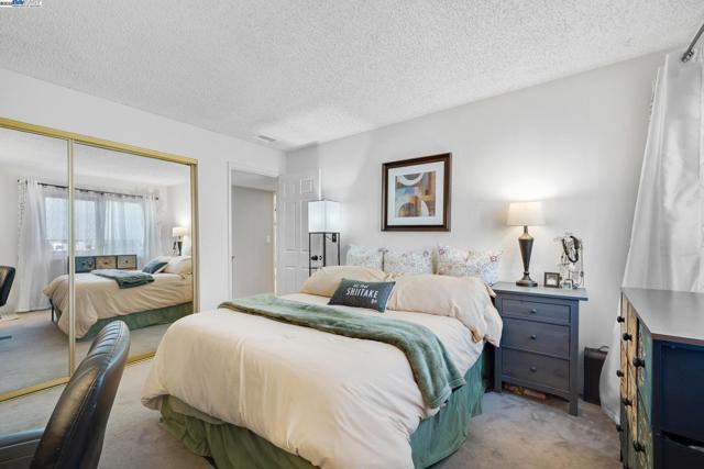 21083 Gary Dr, Hayward CA: https://media.crmls.org/mediaz/f42901e3-df5e-45b9-a4c9-908a63e74700.jpg