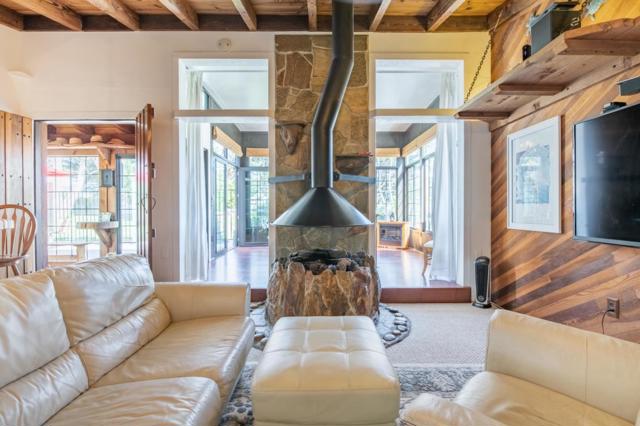 575 Dolores Avenue, Half Moon Bay CA: https://media.crmls.org/mediaz/f4293c3e-90c4-45e5-a6f6-76fb5fe5e9d3.jpg
