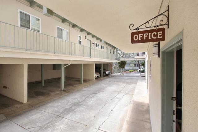 2200 Village Court, Belmont CA: https://media.crmls.org/mediaz/f4298eb8-9778-4ad4-b1dd-04c46a121bed.jpg