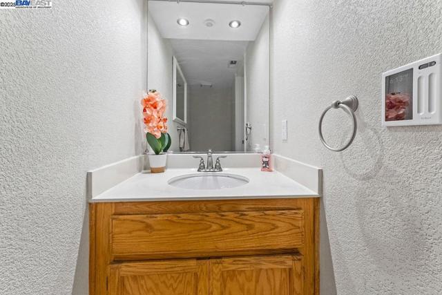 1429 BLUESAGE COURT, Tracy CA: https://media.crmls.org/mediaz/f42adfe9-c17f-47d4-8fea-2e981e647b60.jpg