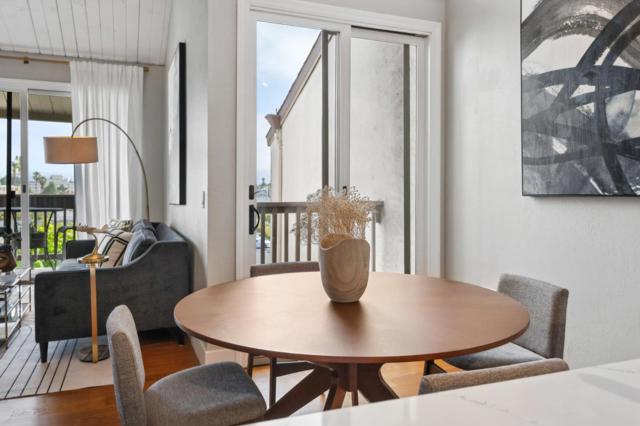 2101 Shoreline Drive, Alameda CA: https://media.crmls.org/mediaz/f42ae65d-3be3-4c7a-b836-bc9eddd5981f.jpg