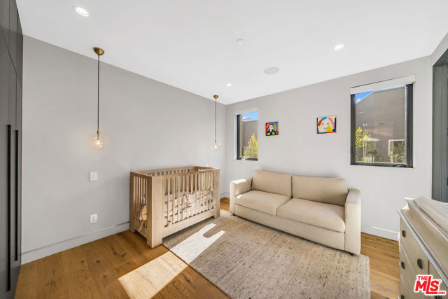 108 N Edinburgh Avenue, Los Angeles CA: https://media.crmls.org/mediaz/f42c4806-dbe6-4a1d-9b24-1240ac5a8b86.jpg