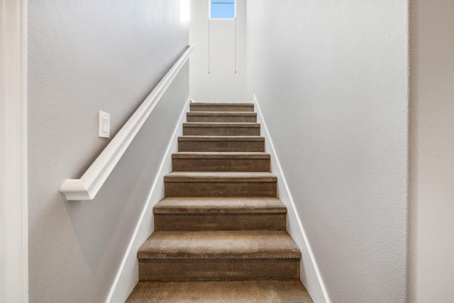 Image 24 of 57 For 80025 Silver Sage Lane