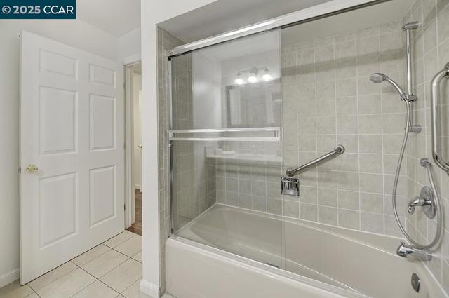3136 Tice Creek Dr, Walnut Creek CA: https://media.crmls.org/mediaz/f42d519b-7050-4ae5-b47e-1a863f2427c9.jpg