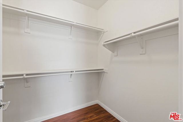 13225 Victory Boulevard photo 21