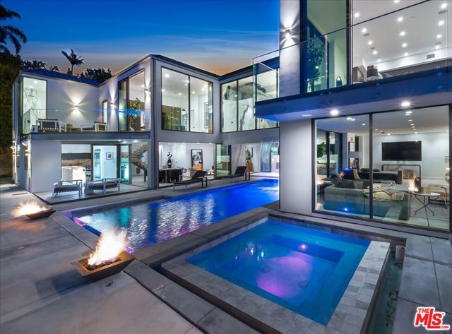 1565 Haslam Terrace, Los Angeles CA: https://media.crmls.org/mediaz/f42eb5f4-7f60-4d19-b847-d077856b74a7.jpg