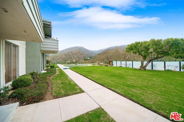 Drew Fenton | 6216 Tapia Drive Malibu CA | MLS: 7427620