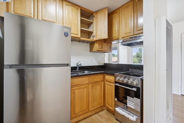 Image 7 of 15 For 3461 Norton Way  8
