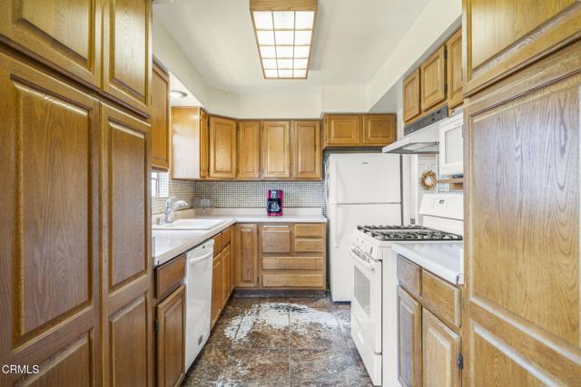 Detail Gallery Image 16 of 48 For 2224 Anthony Dr, Ventura,  CA 93003 - 2 Beds | 1 Baths