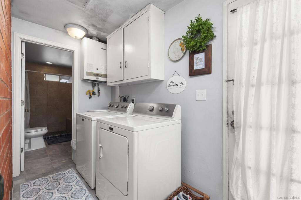 MLS #250036423SD img 19