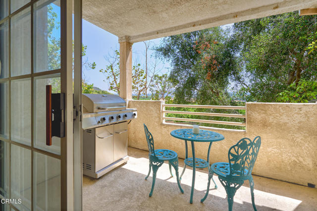 Detail Gallery Image 10 of 59 For 2713 Antonio Dr #110,  Camarillo,  CA 93010 - 2 Beds | 2 Baths