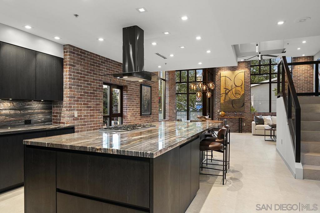 555 Front Street - photo 14