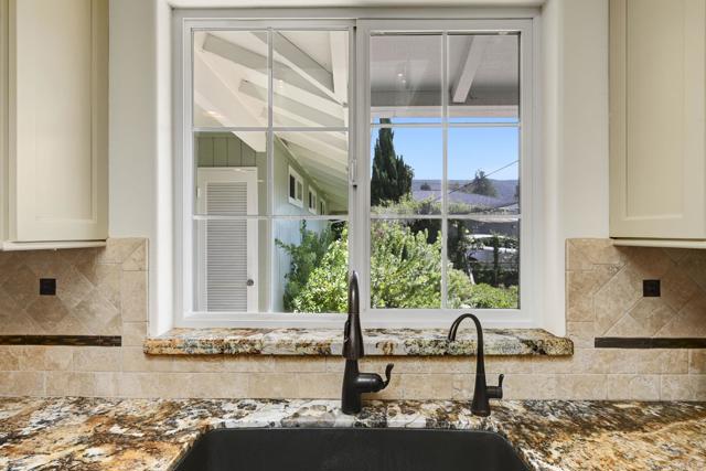 1051 La Reina Drive, San Marcos CA: https://media.crmls.org/mediaz/f434b77d-812c-4760-93ec-745d0ed7ce0f.jpg