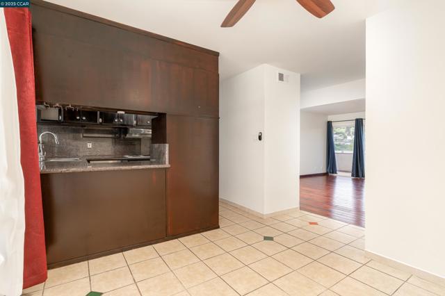 2345 Paloma Ct, Pinole CA: https://media.crmls.org/mediaz/f434e591-9063-4023-a63e-6213da2bd7ab.jpg