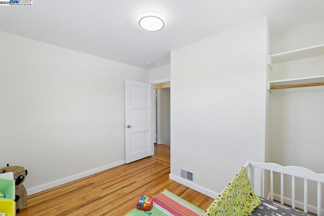 232 Longford Dr, South San Francisco CA: https://media.crmls.org/mediaz/f43503ac-2f44-4996-81a2-48bf53de1ced.jpg
