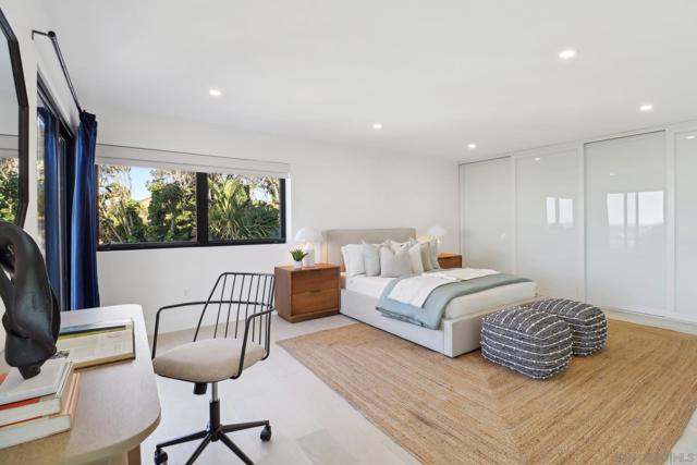7117 Obelisco Cir, Carlsbad CA: https://media.crmls.org/mediaz/f435a6ad-c67a-429a-9420-ceb463d7d148.jpg