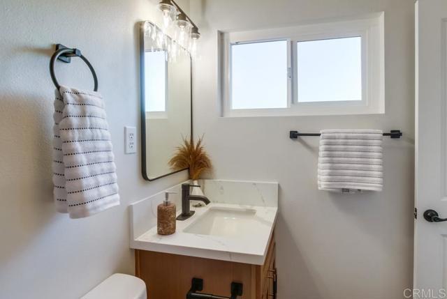 4214 Caledonia Drive, San Diego CA: https://media.crmls.org/mediaz/f43731af-10e2-4f5e-a7d8-6195f63ad773.jpg