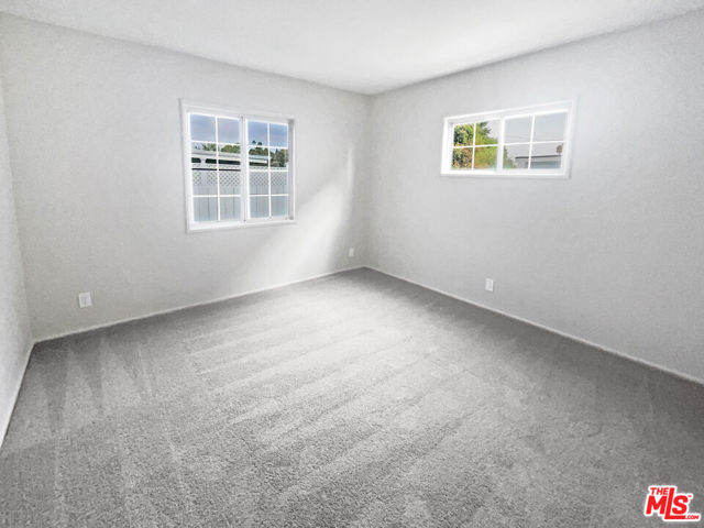 7607 Ben Avenue photo 18