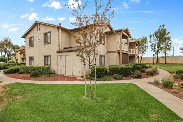 Detail Gallery Image 5 of 25 For 1423 Graves Ave #238,  El Cajon,  CA 92021 - 2 Beds | 1 Baths
