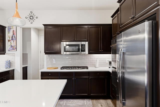 Detail Gallery Image 13 of 42 For 2406 Nicklaus St, Oxnard,  CA 93036 - 4 Beds | 2/1 Baths