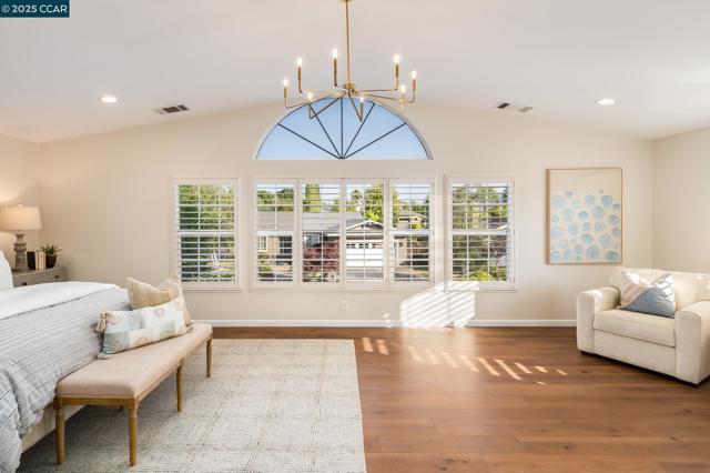 46 Saint Mark Ct, Danville CA: https://media.crmls.org/mediaz/f438c069-fd0d-4fd5-9774-54641ad5305b.jpg