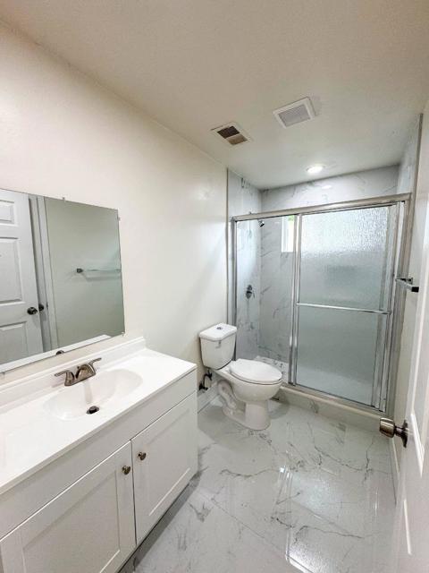 Image 6 of 14 For 990 Arcade Boulevard