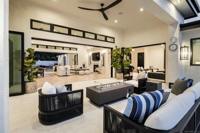 2365 Via Siena, La Jolla CA: https://media.crmls.org/mediaz/f43a2936-a85f-463e-a32f-db891cd4d811.jpg