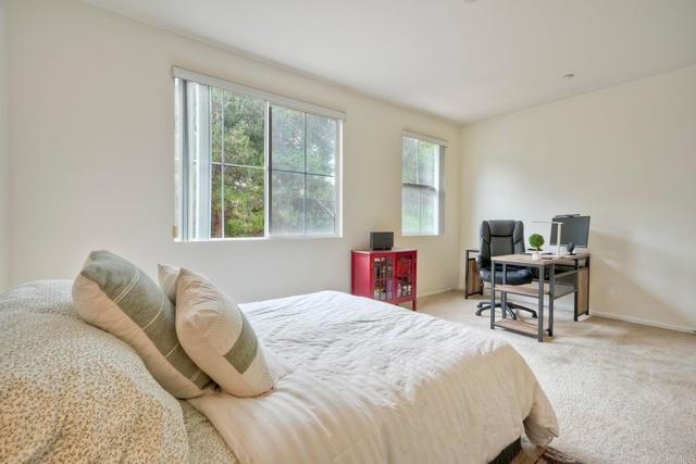 4049 Peninsula Drive, Carlsbad CA: https://media.crmls.org/mediaz/f43a945d-b870-4114-bce7-b8577b8906ea.jpg