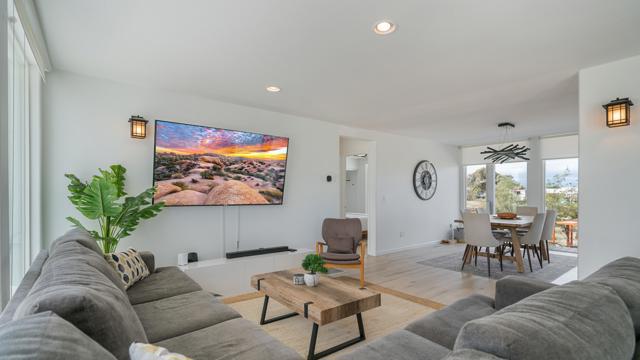 6946 Lennox Avenue, Yucca Valley CA: https://media.crmls.org/mediaz/f43b4a15-140d-47e6-b0ad-9081f6f4d4c1.jpg