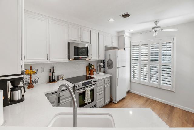 Image 18 of 54 For 9254 Lake Murray Boulevard B