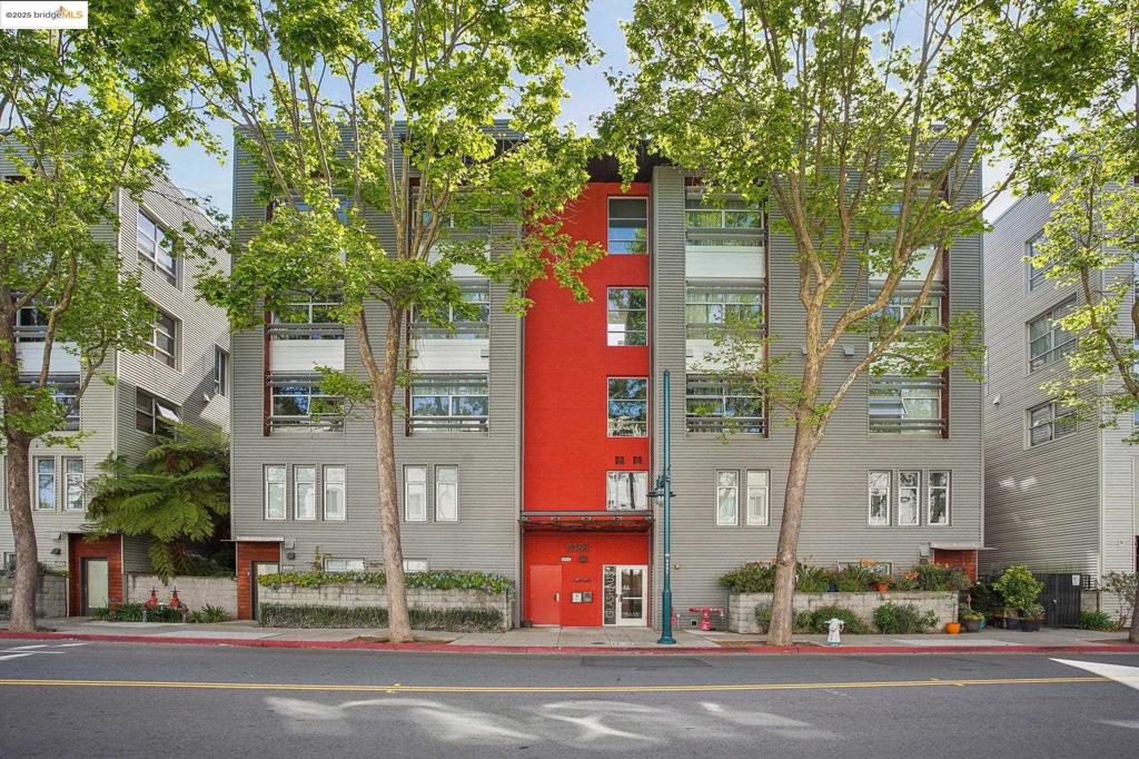 6466 Hollis St #236