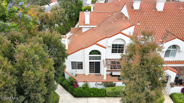237 Camino Toluca, Camarillo CA: https://media.crmls.org/mediaz/f43c609b-b530-44e1-87eb-904cefc15332.jpg