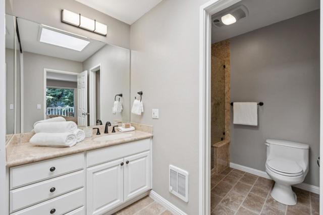 307 Carlos Avenue, Redwood City CA: https://media.crmls.org/mediaz/f43ccdb9-a924-48d7-9ffe-49414d985de2.jpg