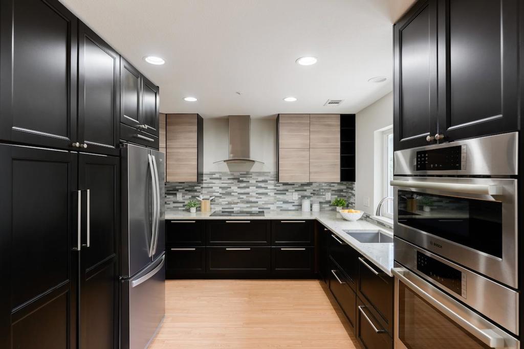 317 Piper Cub Court