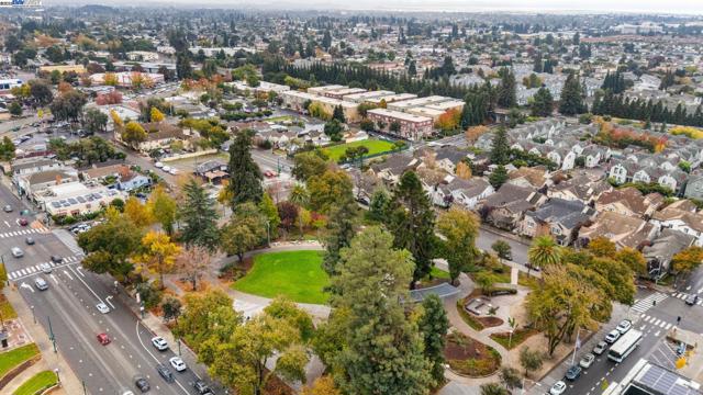 22519 Main St, Hayward CA: https://media.crmls.org/mediaz/f43d7a7c-b171-4c70-8fa8-d04adc303825.jpg